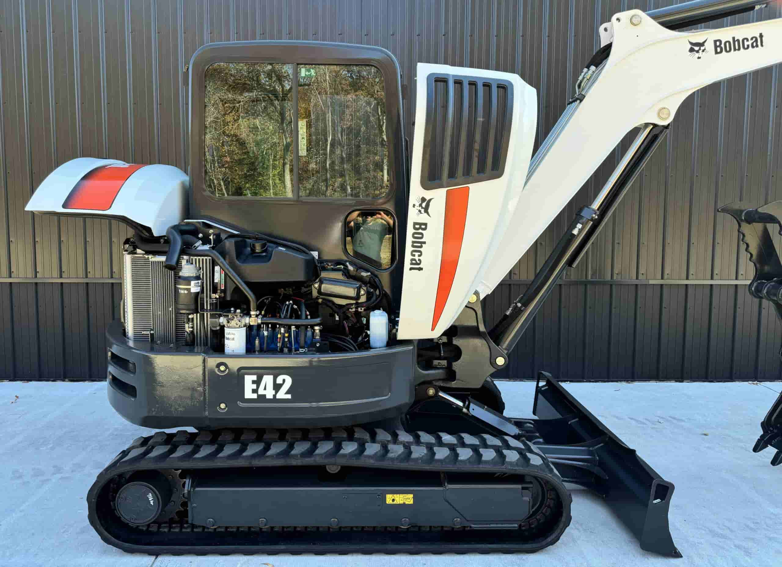 2016 BOBCAT E42 ONLY 716Hrs
